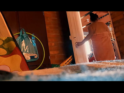 ❤️ 我的叔叔跟着我进了浴室，他在我洗澡的时候干了我。 at us zh-cn.pinkporno.ru❌️❤